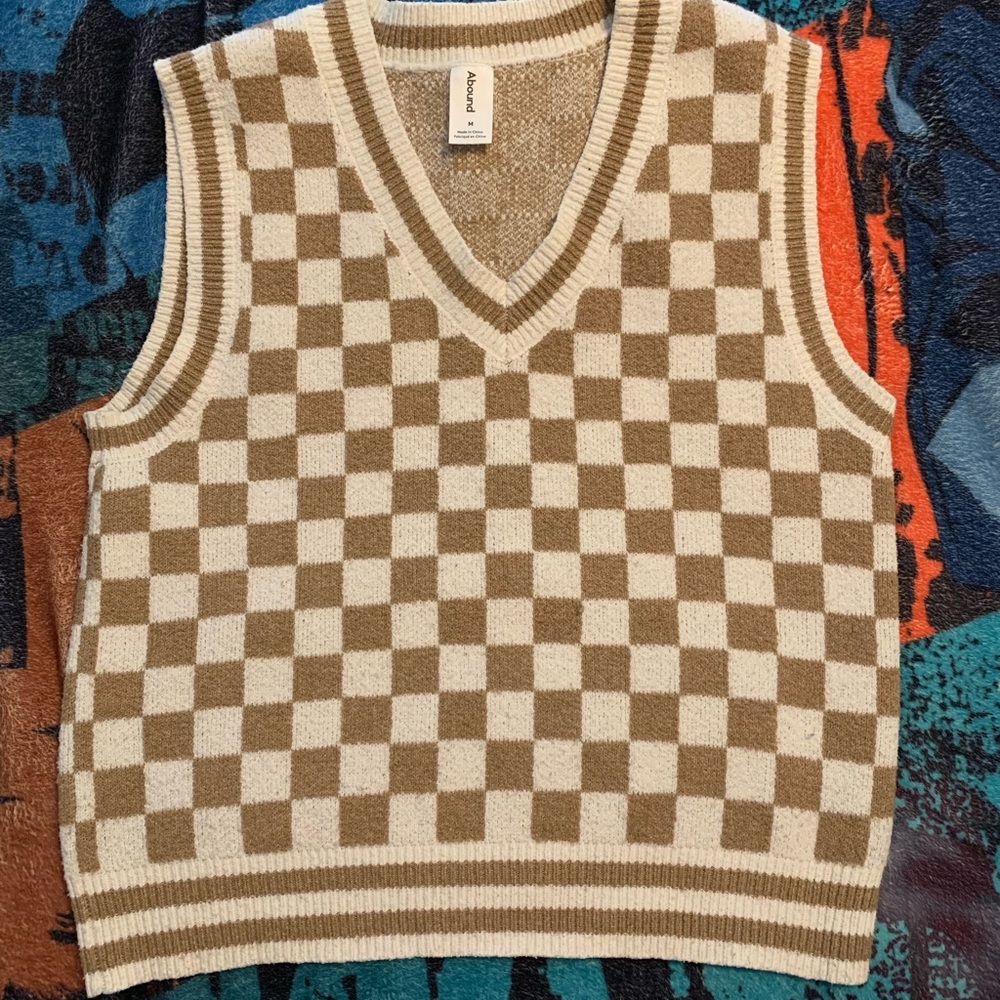 Abound Sweater Vest